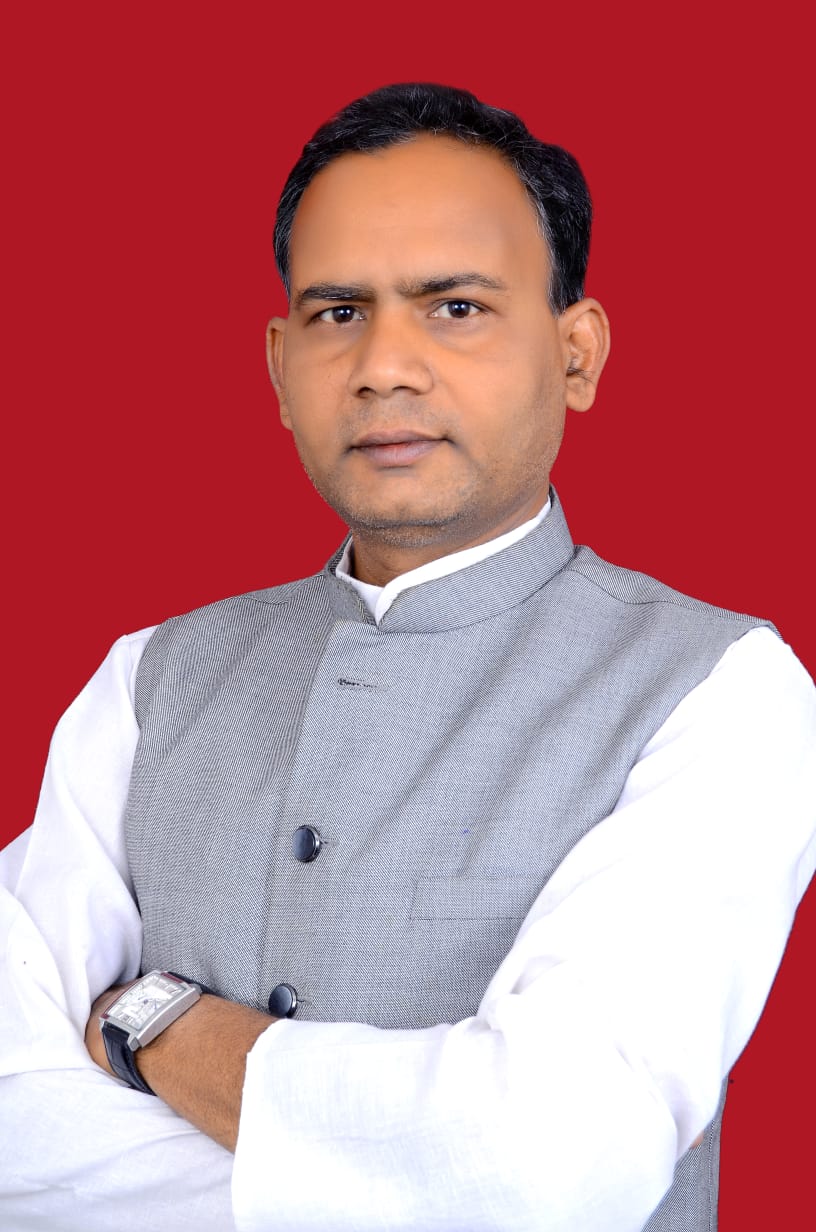 सोसायटियों में पर्याप्त उर्वरक नहीं, कृत्रिम संकट से नकली, अमानक, गुणवत्ताहीन खाद बिक रहे हैं – कांग्रेस