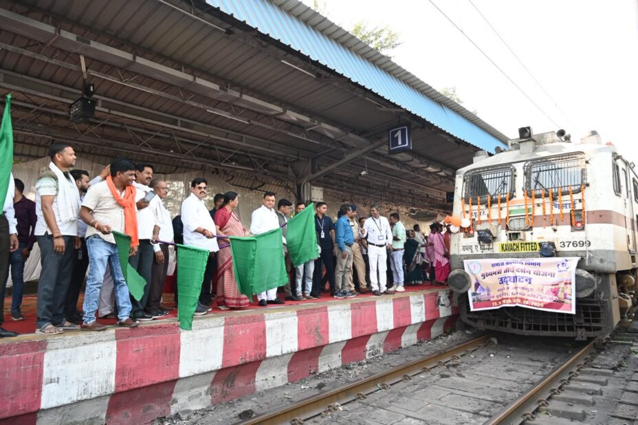 मुख्यमंत्री तीर्थ दर्शन योजना: 850 श्रद्धालु जगन्नाथ पुरी, लिंगराज व कोणार्क मंदिर दर्शन के लिए रवाना